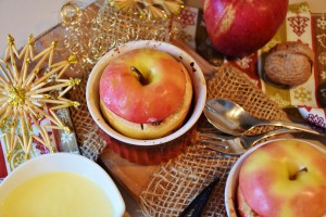 Hauptamtlichenbrunch Bratapfel apple-1883940_1920 pb